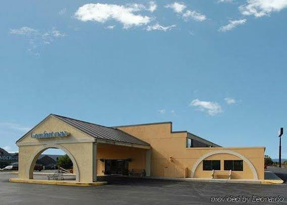 Super 8 by Wyndham Chambersburg I-81 Hotel Eksteriør billede